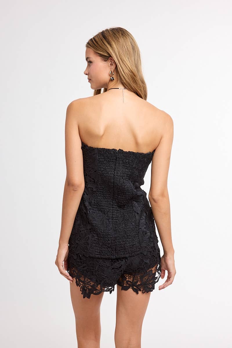 FLORAL EMBROIDERED CURVY WAIST TUBE TOP & SHORTS