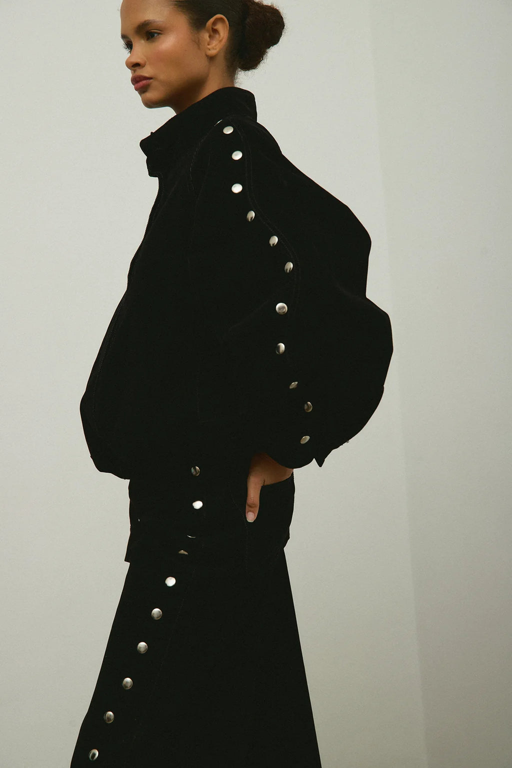 BLACK BOMBER JACKET