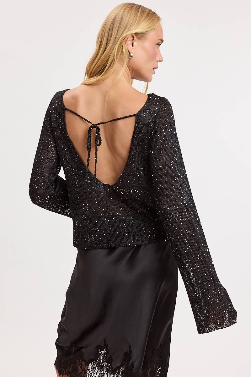 SEQUINED DETAIL BOAT NECK FLARE SLEEVE KNIT TOP